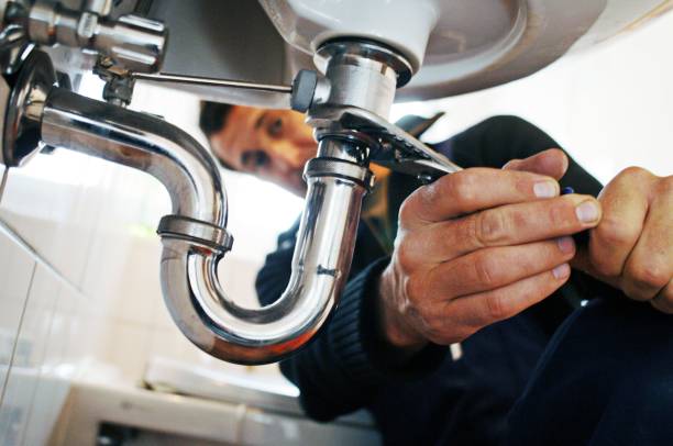 Best Water Leak Repair  in Floresville, TX